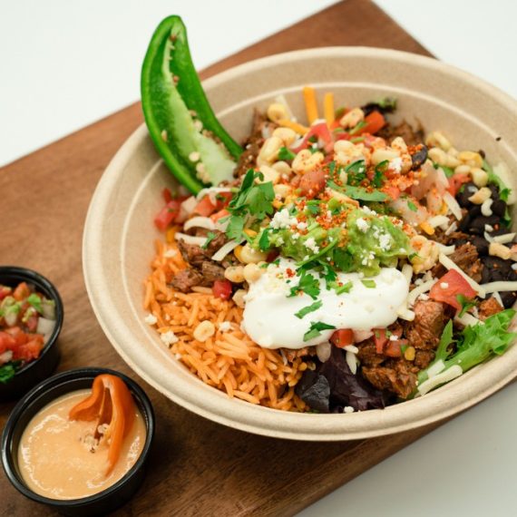 Best shrimp and carne asada bowl in la